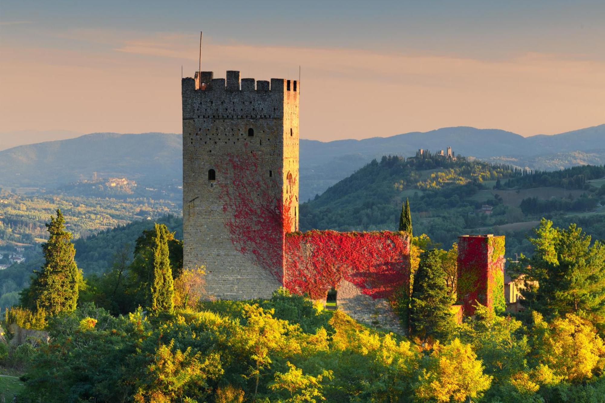普拉托韦基奥Castello E Borgo Di Porciano别墅 外观 照片